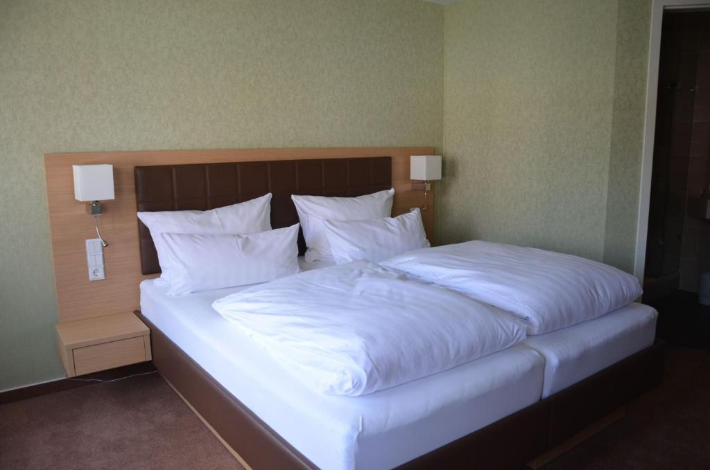 Hotel Ortel Gmbh Besigheim Chambre photo